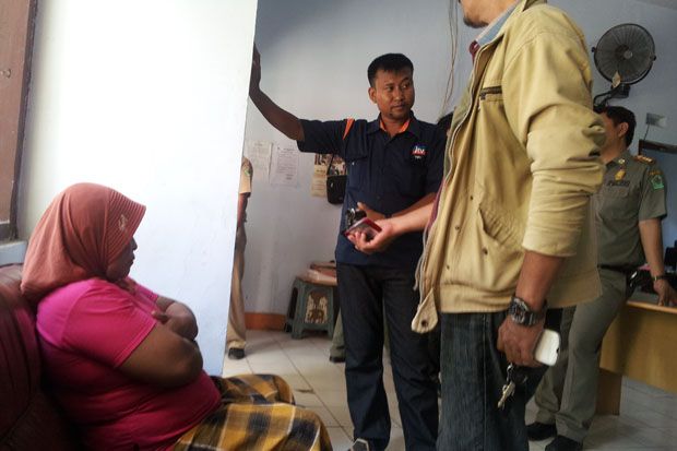 Kepergok Berduan di...