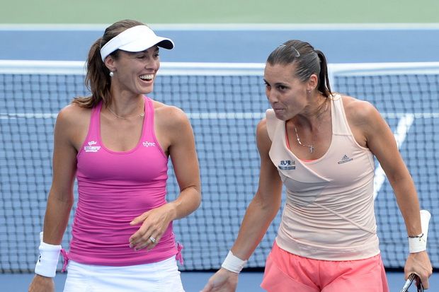 Hingis Jaga Asa Angkat...