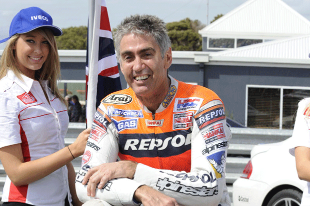Doohan Boncengin Selebritas...