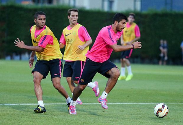 Diam-Diam Suarez Cetak...