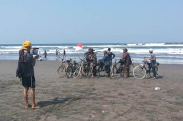 Onthelis Padati Parangtritis
