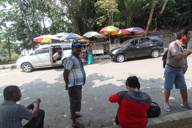 Taksi Gelap Marak, Sopir...