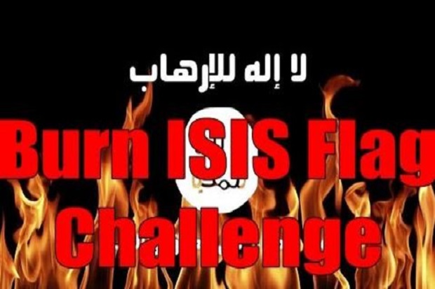 Membakar Bendera ISIS...