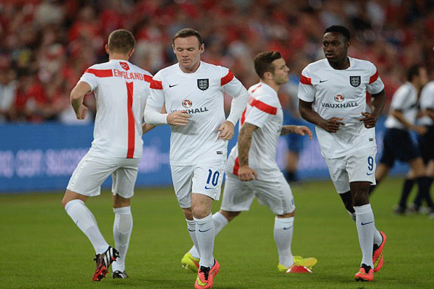 Rooney Anggap Penting...