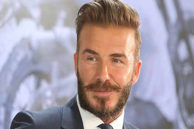 Neville Dukung Beckham...