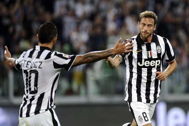 Tevez Bantu Juve Raih...
