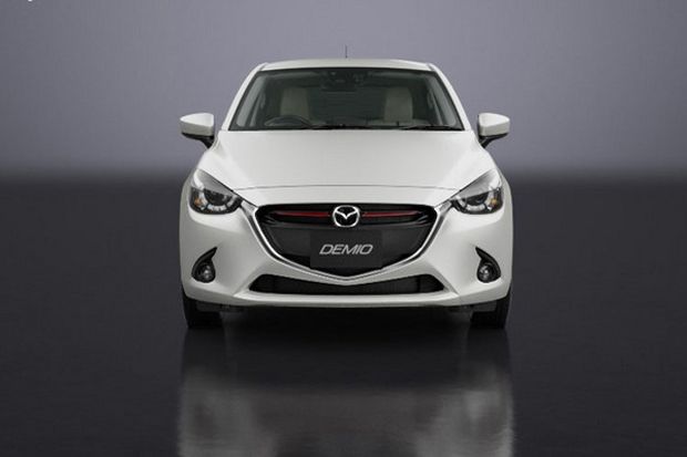 Mazda 2 JDM Dipersenjatai...