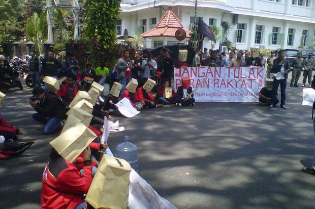 Tolak RUU Pilkada, Mahasiswa...