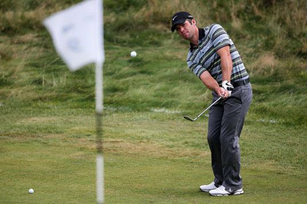 Paul Casey Peroleh Dua...