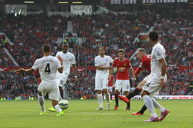 Rooney Samai Rekor Gol...