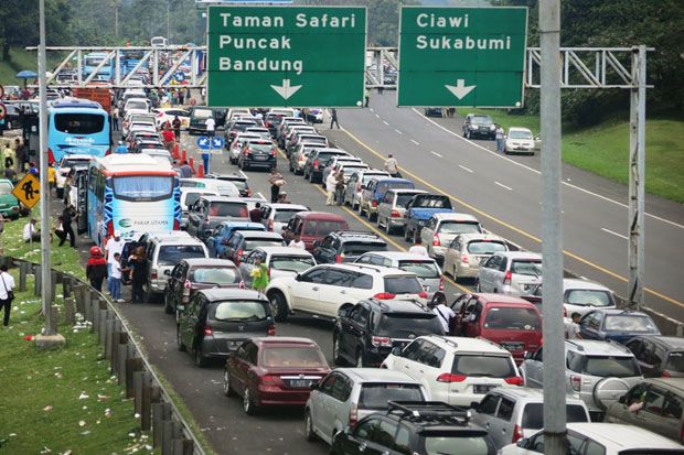 Pelat B Dilarang Masuk...
