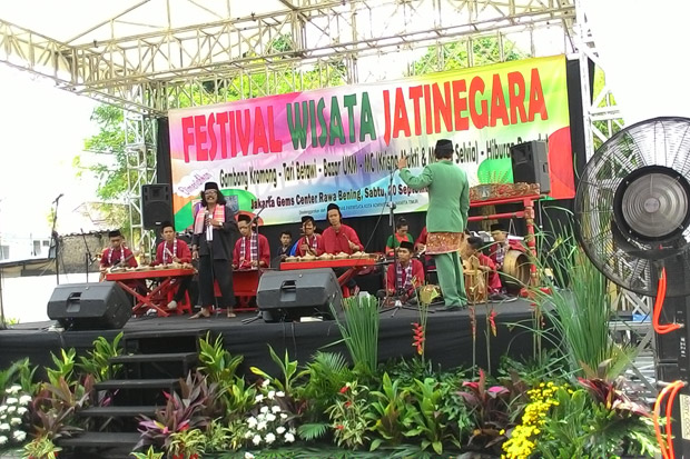 Jaktim Gelar Festival...