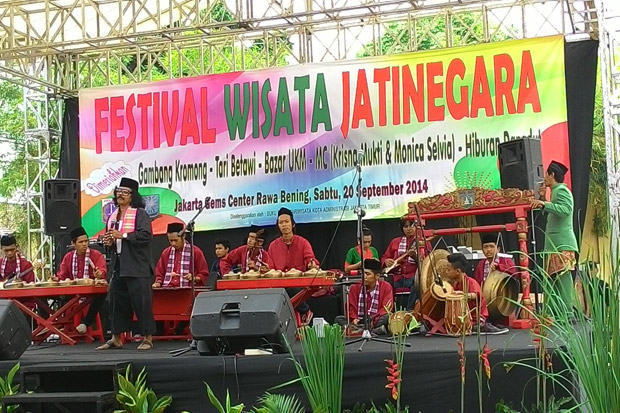 Wali Kota Jaktim Sindir...