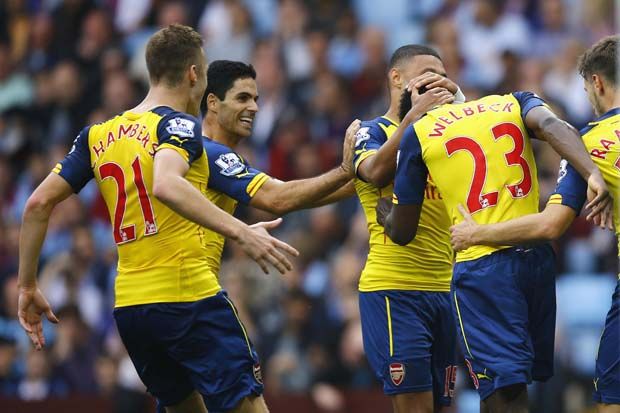 Arsenal Menang Telak...