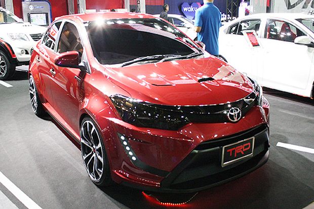 Harga Vios TRD dan Vios...
