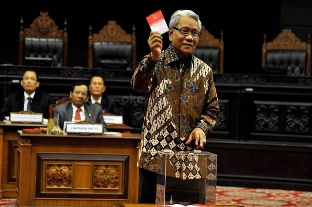 PDIP Hadirkan Eks Hakim...