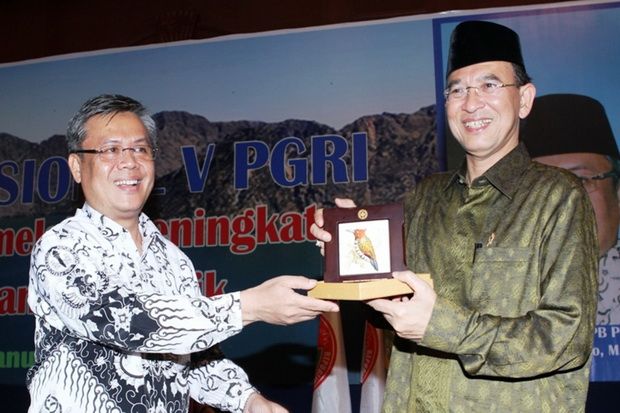 Komentar PGRI Terkait...