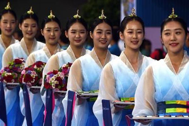 Deretan Gadis ini Pengobat...