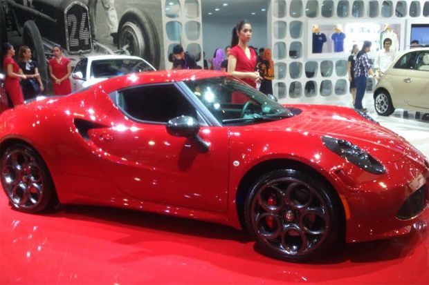 Dua Model Alfa Romeo...