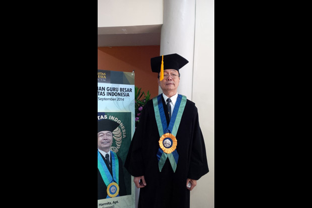 UI Tambah Tiga Guru...