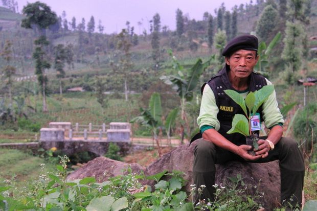 Basri, Pelestari Hutan...
