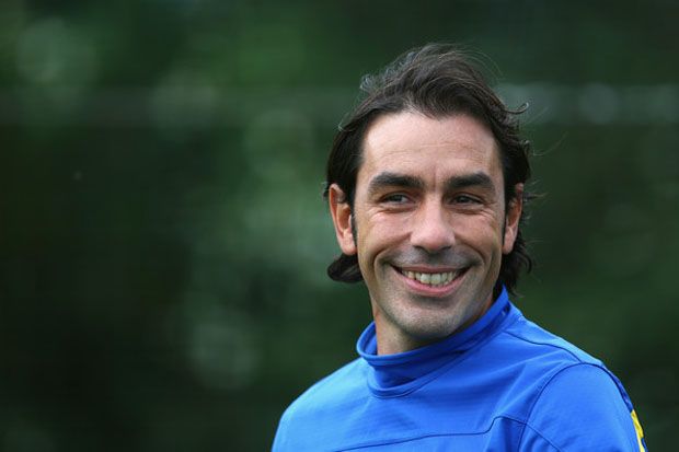 Pires Minta Arsenal...