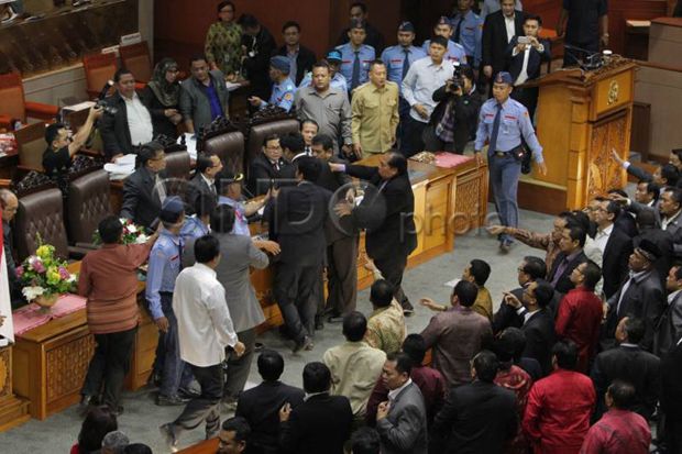 Alasan Demokrat Walk...