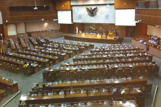 Begadang RUU Pilkada,...