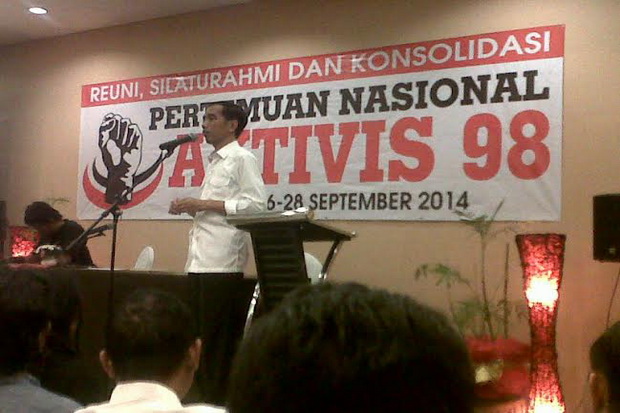 Jokowi Dinobatkan Menjadi...