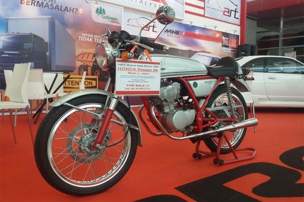 Honda Dream 50 Curi...