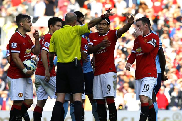 Kartu Merah Rooney Buat...
