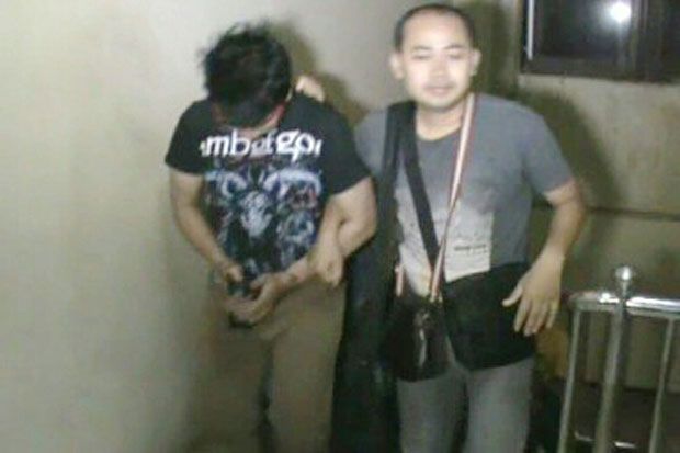 FR Pemeran Pria Video...