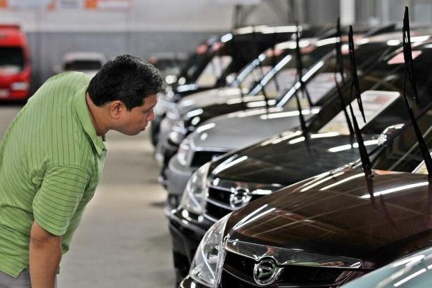 Bisnis Mobil Bekas Masih...