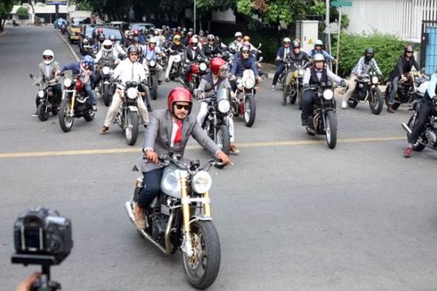 Penggemar Motor Triumph...