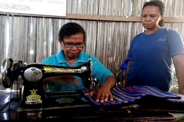 Martha Kewuan, Pemberdaya...