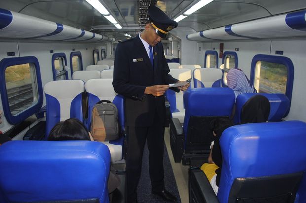 Ini Penampakan KA Komuter...