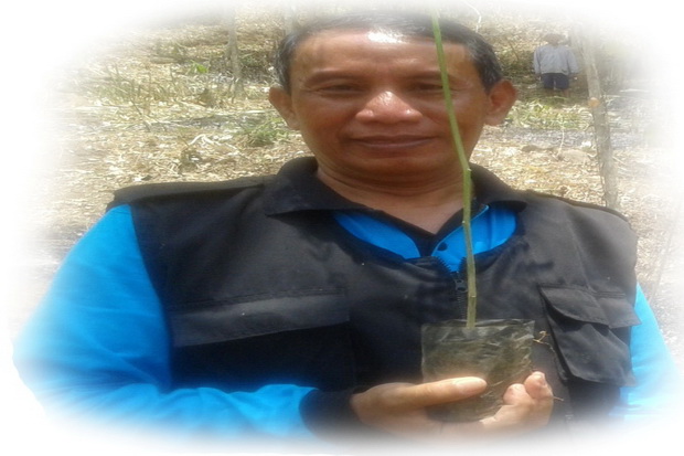 Untung Sutrisno, Penghijau...