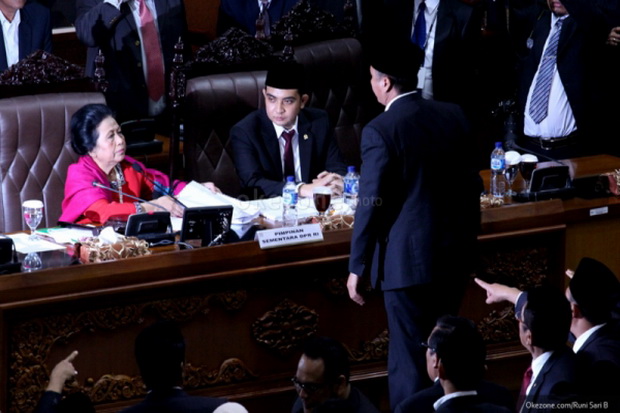 Ceu Popong Layak Jadi...
