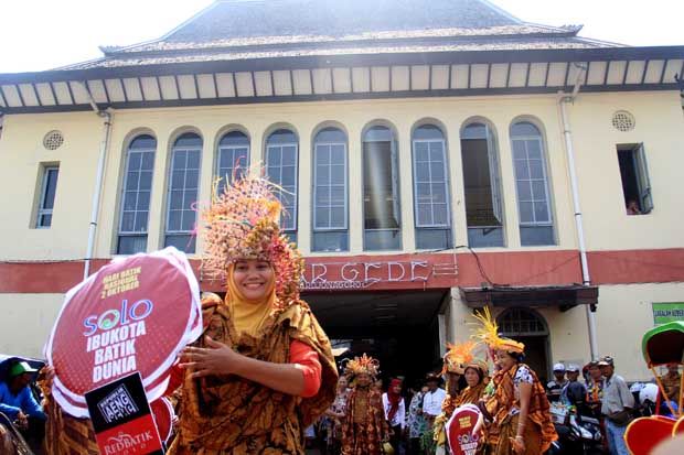 Hari Batik, Pedagang...