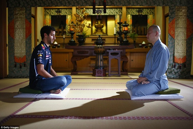 Ricciardo Lakukan Meditasi...