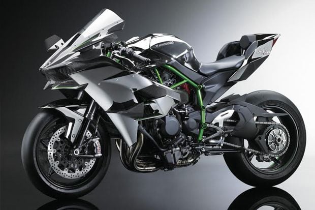 Kawasaki Ninja H2 Meluncur...