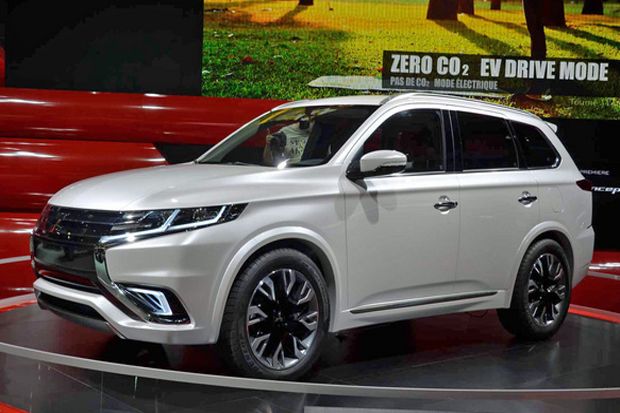 Penerus Outlander Hibrid...