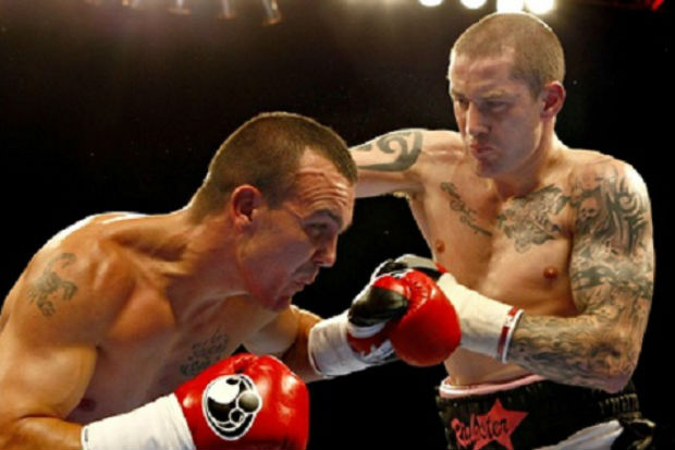 Debut Manis Ricky Burns