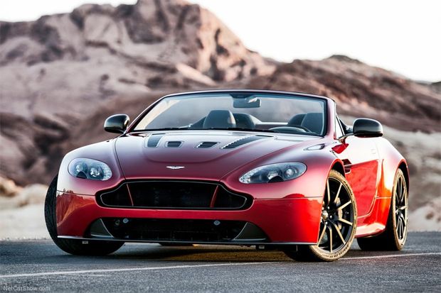 Aston Martin Butuh Model...