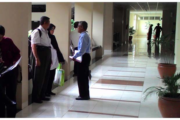 Profesor UGM Hanya Diperiksa...
