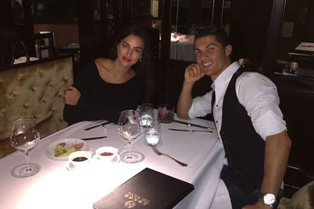 Rayakan Hat-trick, Ronaldo...