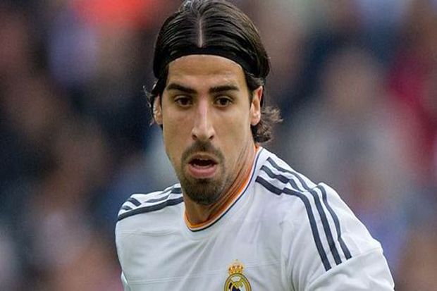 Arsenal Siap Gaji Khedira...