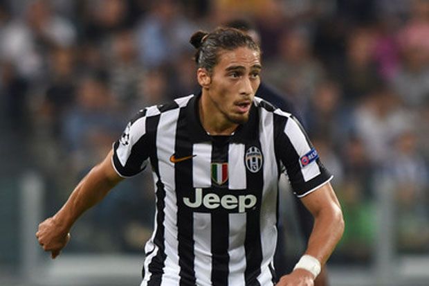 Caceres Dipaksa Menepi...
