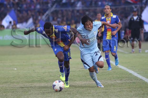 CEO Arema: Persela Tim...