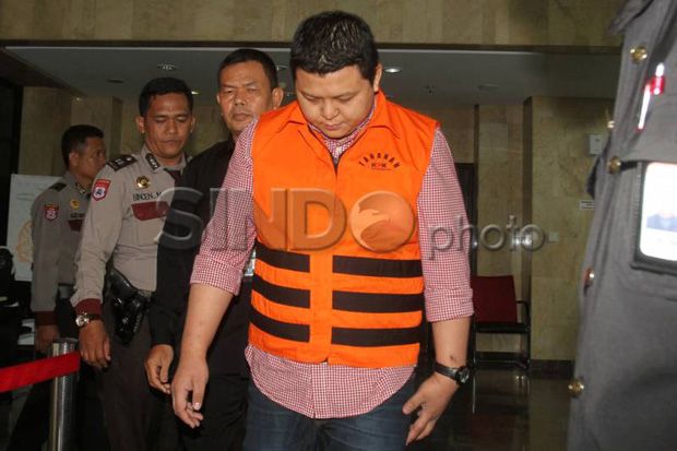 Kasus Bupati Biak, Teddy...